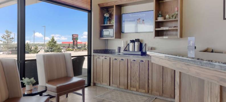 山麓丘陵贝斯特韦斯特酒店(Best Western Foothills Inn)图片