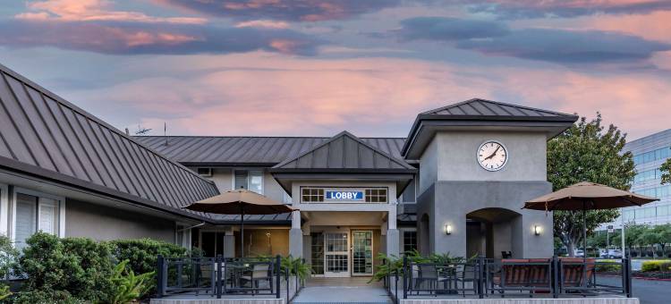 硅谷贝斯特韦斯特酒店(Best Western Silicon Valley Inn)图片