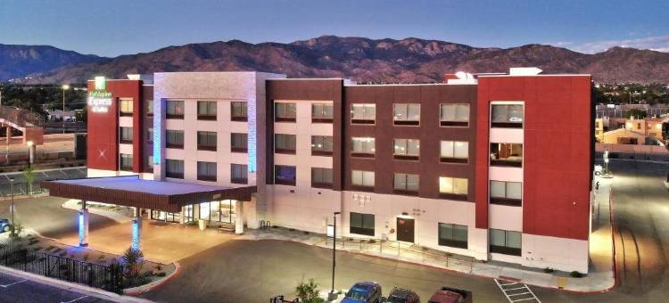 阿尔伯克基东智选假日套房酒店(Holiday Inn Express & Suites ALBUQUERQUE EAST by IHG)图片