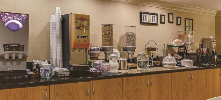 西棕榈滩机场拉昆塔温德姆套房酒店(La Quinta Inn & Suites by Wyndham West Palm Beach Airport)图片