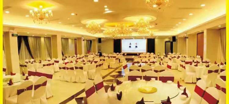 达州华洲大酒店(城市中心广场达一中店)图片