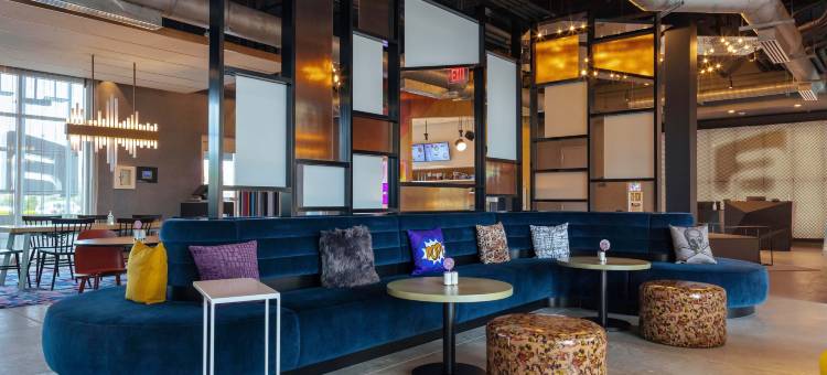 奥兰多布埃纳维斯塔湖雅乐轩酒店(Aloft Orlando Lake Buena Vista)图片