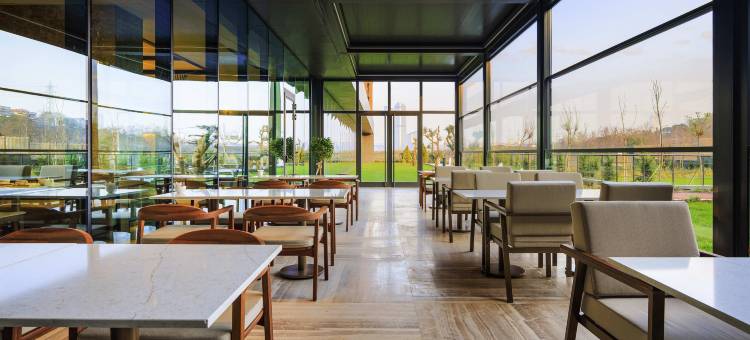 卡姆利瓦迪瑞享生活酒店(Mövenpick Living Istanbul Camlivadi)图片