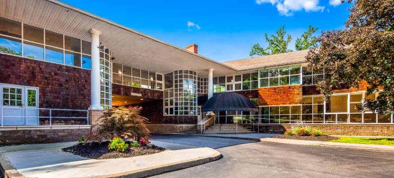 贝斯特韦斯特普勒斯瀑布旅馆&套房酒店(Best Western Plus the Inn  Suites at the Falls)图片