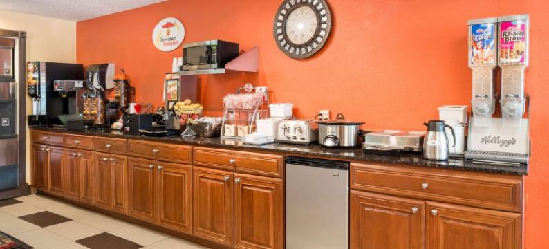 杰克逊维尔速8酒店(Super 8 by Wyndham Jacksonville)图片