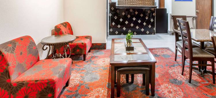 阿林顿温德姆戴斯酒店(Days Inn by Wyndham Arlington)图片