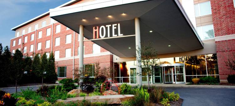 I酒店及会议中心 - 尚佩恩(I Hotel and Illinois Conference Center - Champaign)图片