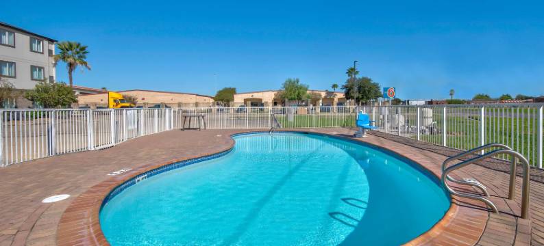 哈灵根6号汽车旅馆(Motel 6 Harlingen, TX)图片