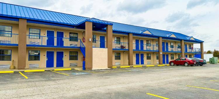 OYO 麦迪逊维尔 I-69 快乐住宿汽车旅馆(Happy Stay Inn Madisonville I-69 by OYO)图片