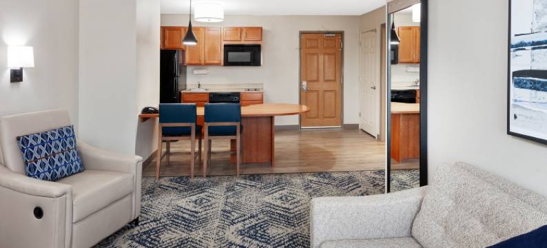 Candlewood Suites 路易斯维尔北(Candlewood Suites LOUISVILLE NORTH by IHG)图片