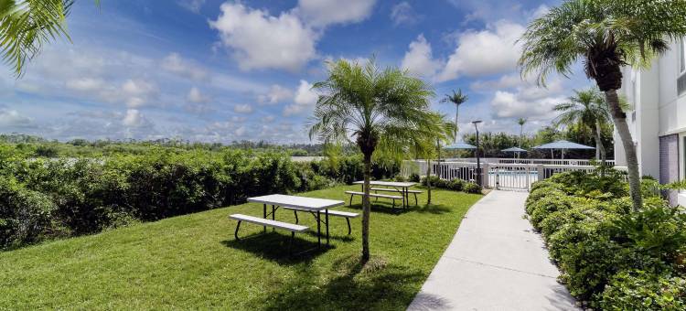 希尔顿欢朋酒店-夏洛特港(Hampton Inn Port Charlotte/Punta Gorda)图片