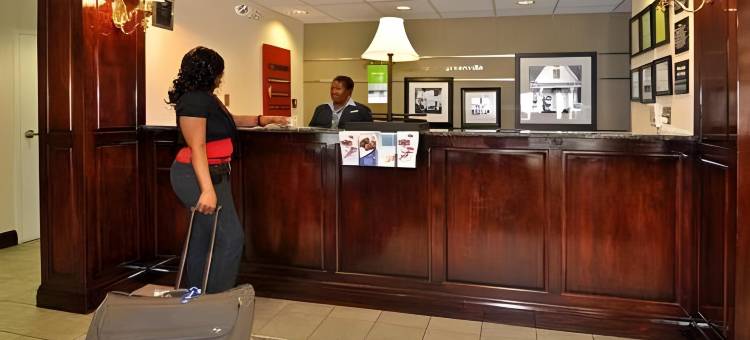 希尔顿欢朋酒店-托马(Hampton Inn Tomah)图片