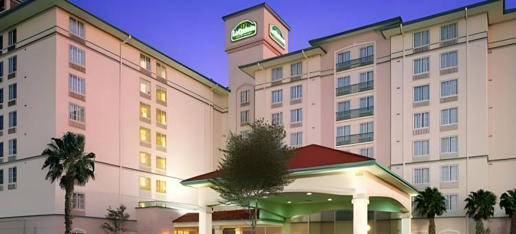 圣安东尼奥机场拉昆塔温德姆套房酒店(La Quinta Inn & Suites by Wyndham San Antonio Airport)图片