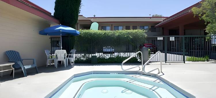 吉尔罗依戴斯酒店(Days Inn by Wyndham Gilroy)图片