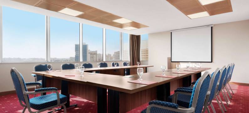 迪亚巴克尔温德姆华美达酒店(Ramada by Wyndham Diyarbakir)图片