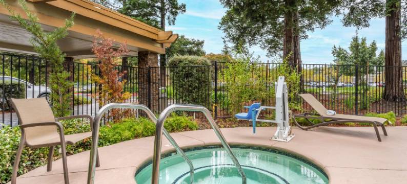 约翰缪尔贝斯特韦斯特优质酒店(Best Western John Muir Inn)图片