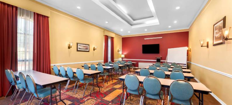 斐斯塔贝斯特韦斯特优质酒店(Best Western Plus Fiesta Inn)图片