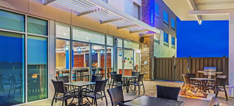 查纽特智选假日套房酒店(Holiday Inn Express & Suites CHANUTE by IHG)图片