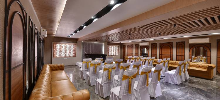勒克瑙RnB Select Walk Inn酒店(RnB Select Walk Inn Lucknow)图片