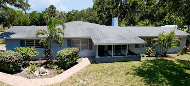 4 Bd w 3 King 4Ba 1.2acres htd salt pool private!图片