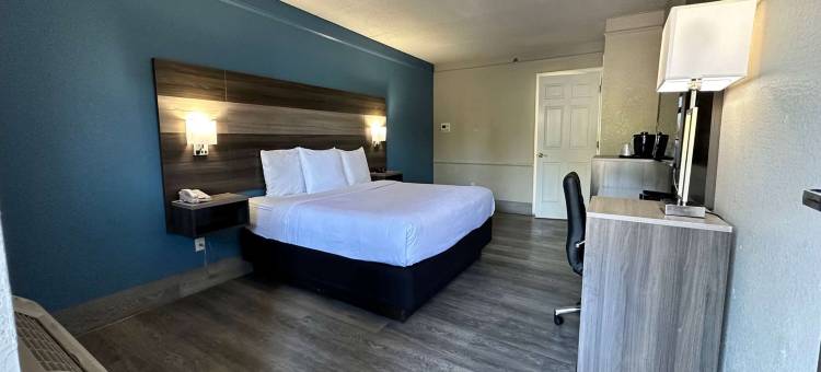 圣地亚哥维斯塔戴斯酒店(Days Inn by Wyndham San Diego Vista)图片