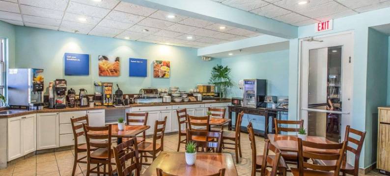 舒适套房酒店(Comfort Inn & Suites)图片