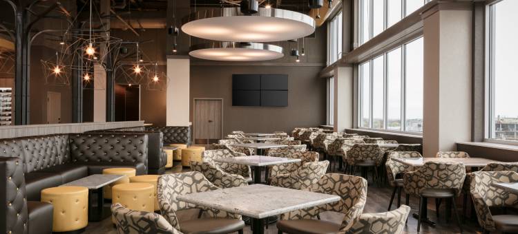 爱荷华市中心大学希尔顿花园酒店(Hilton Garden Inn Iowa City Downtown University)图片