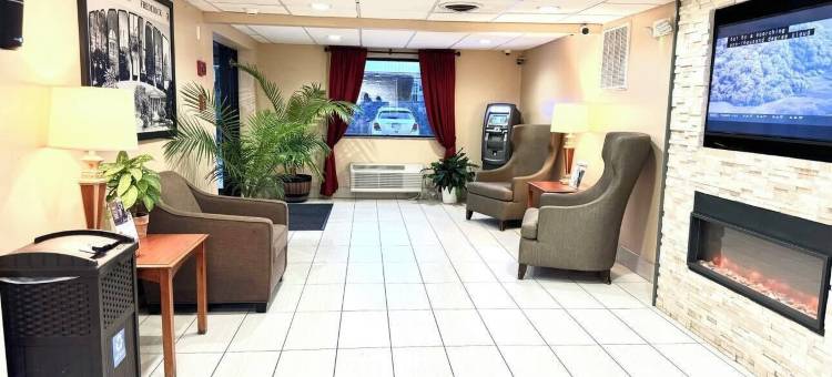 菲德里克温德姆速8酒店(Super 8 by Wyndham Frederick)图片