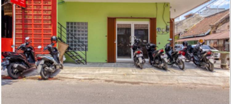 近马里奥博罗拉迈购物中心红多兹酒店(RedDoorz Near Ramai Mall Malioboro)图片