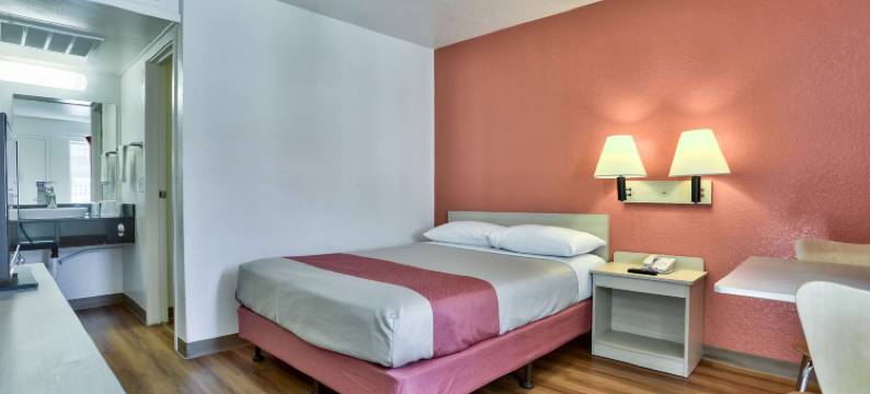 费拉格尔斯塔夫巴特勒大道6号汽车旅馆(Motel 6 Flagstaff, AZ - Butler)图片