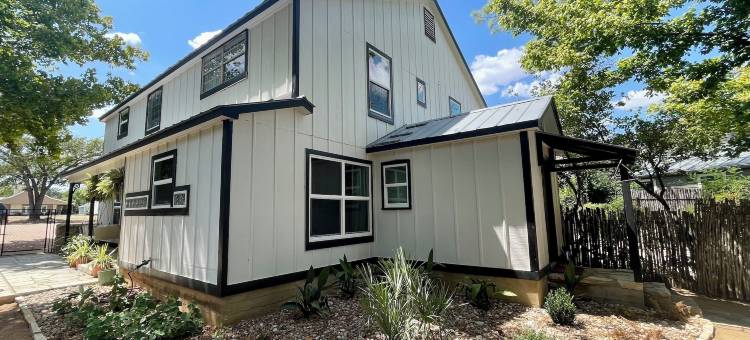 山乡草药园(Hill Country Herb Garden)图片