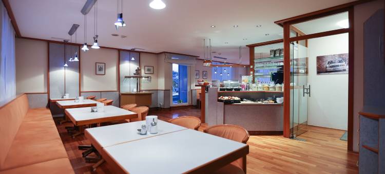 布劳贝瑞尔托酒店(Hotel Blaubeurer Tor)图片