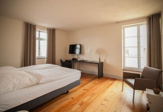 Villa Behr Hotel Overview