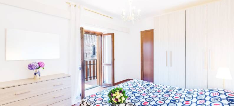 帕拉佐巴尔博公寓(Palazzo Barbò)图片