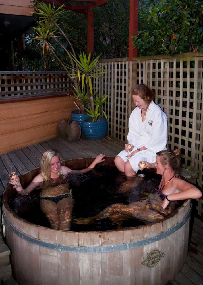 Te Wanaka LodgeOver view