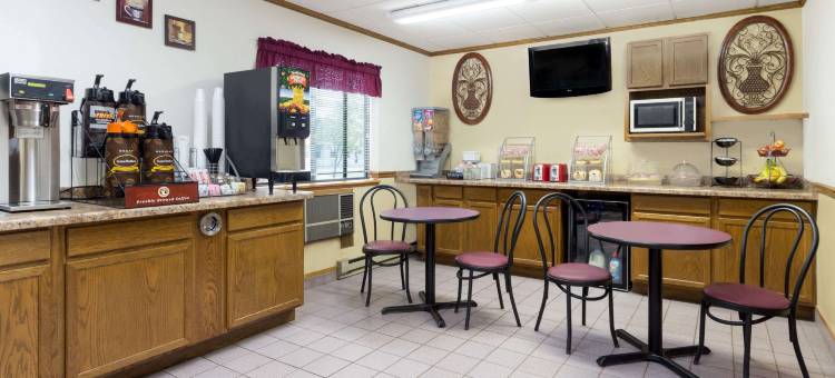 安蒂戈速8酒店(Super 8 by Wyndham Antigo)图片