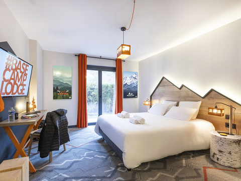 阿尔贝维尔基地营小屋