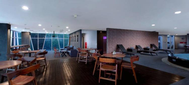 达尔莫奎斯特酒店 - 泗水 - 阿斯顿酒店(Quest Hotel Darmo - Surabaya by Aston)图片