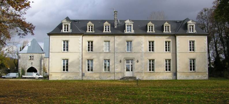 拉泽内城堡 - 公寓酒店(Château de Lazenay, Bourges Val d'Auron)图片