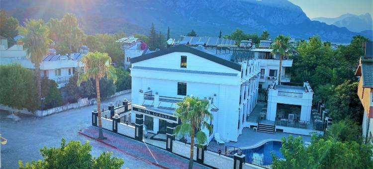 宫崎豪华酒店(Miyas Luxury Hotel)图片