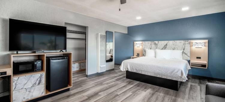 太平洋套房酒店(Pacific Inn & Suites)图片