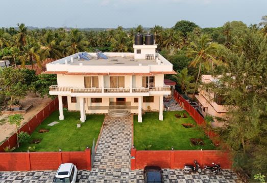 Saroja Villa by Monarch Stays Hotel Overview