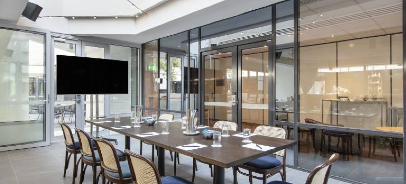 墨尔本阿莫拉赫伦西亚河畔(Amora Herencia Riverwalk Melbourne)图片