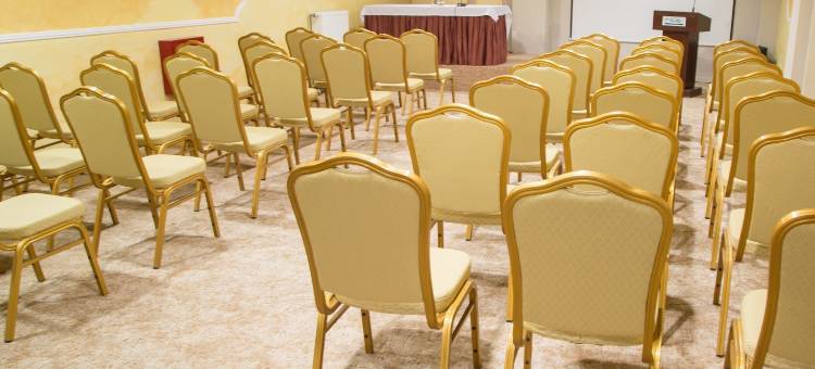 奈维山多莫特度假酒店(Domotel Neve Mountain Resort)图片