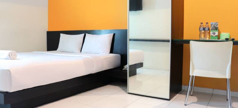 拉图兰吉勒格林套房酒店(LeGreen Suite Ratulangi)图片