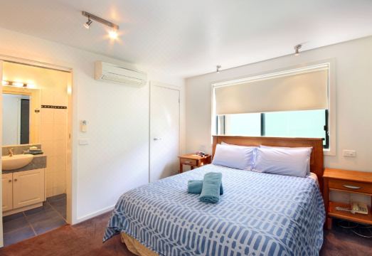 Anchorage Motel & Villas LorneHotel Overview