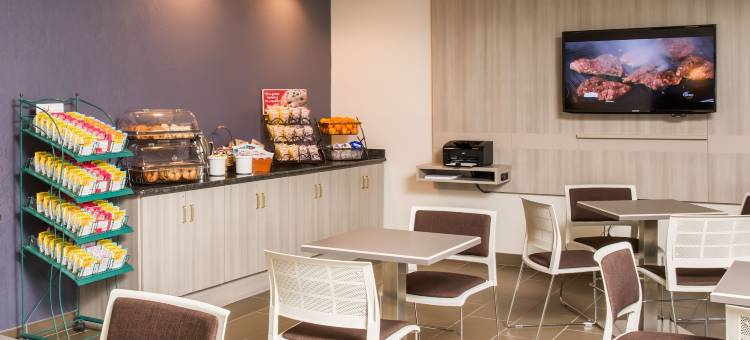 利物浦-多拉山麦客达套房酒店(Microtel Inn & Suites by Wyndham Leesburg/Mt Dora)图片