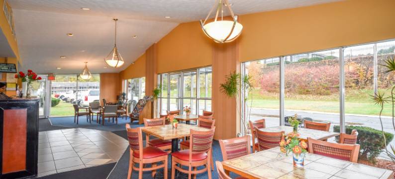 波士顿/弗雷明汉蒙蒂塞洛酒店(Monticello Inn- Framingham/ Boston)图片