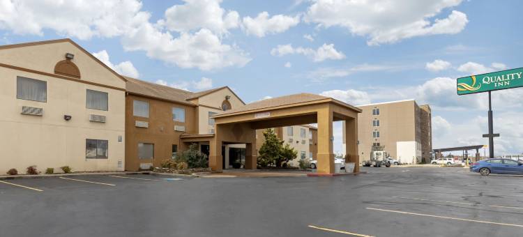 西孟斐斯I-40凯艺酒店(Quality Inn West Memphis I-40)图片