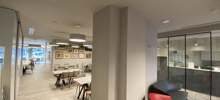 贝纳可酒店(Hotel Benaco)图片